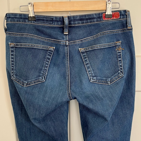 AG Adriano Goldshmied The Stilt Roll Up Cigarette Crop Roll Up Jeans - Picture 4 of 10